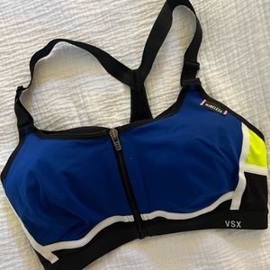Victoria Secret VSX Sports Bra size 32DD